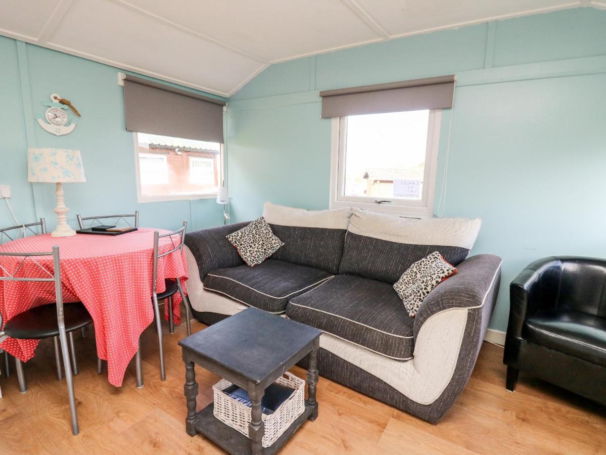 Chalet 95 Aberystwyth Bagian luar foto